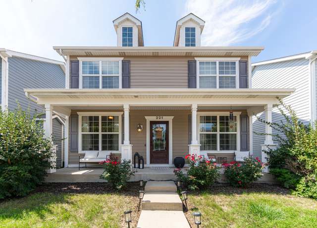 Property at 221 S Oak St, Cortland, IL 60112, 3 beds, 2.5 baths