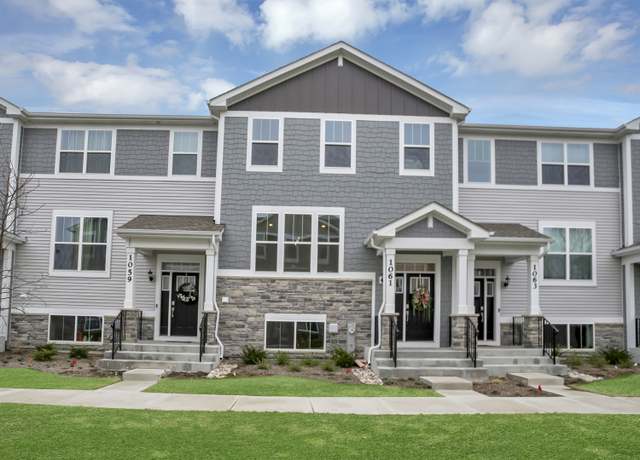 Property at 1061 Atterberg Rd, South Elgin, IL 60177, 3 beds, 2.5 baths