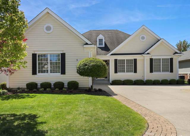 Property at 9 Chaco Ct, South Barrington, IL 60010, 2 beds, 3 baths