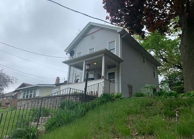 Property at 1013 Guion St, Ottawa, IL 61350, 4 beds, 2 baths