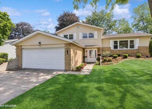 Property at 1105 69th St, Darien, IL 60561, 3 beds, 2 baths