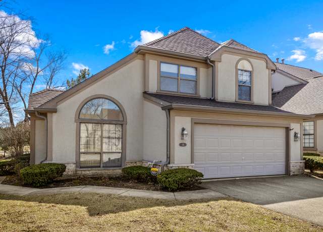 Property at 10 Ascot Cir, Schaumburg, IL 60194, 3 beds, 2.5 baths
