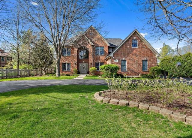 Property at 620 39th St, Downers Grove, IL 60515, 4 beds, 4 baths