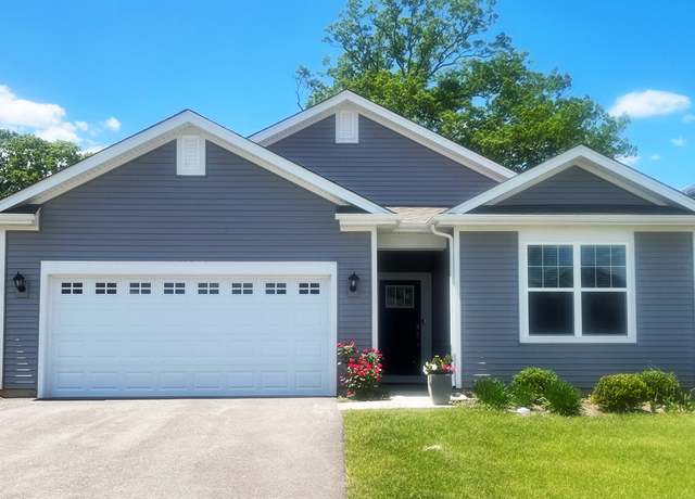 Property at 2285 Redwood Trl, Wonder Lake, IL 60097, 2 beds, 2 baths