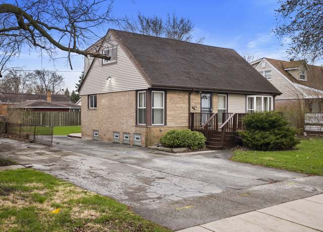 Property at 15607 Rose Dr, South Holland, IL 60473, 5 beds, 3 baths