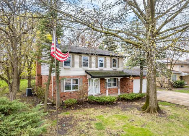 Property at 21W221 North Ln, Itasca, IL 60143, 5 beds, 3.5 baths