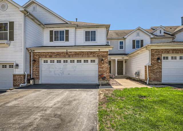 Property at 614 Grand Canyon Cir, Crystal Lake, IL 60014, 2 beds, 2.5 baths