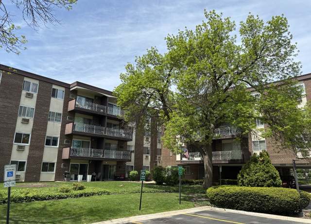 Property at 1331 S Finley Rd #114, Lombard, IL 60148, 2 beds, 1.5 baths