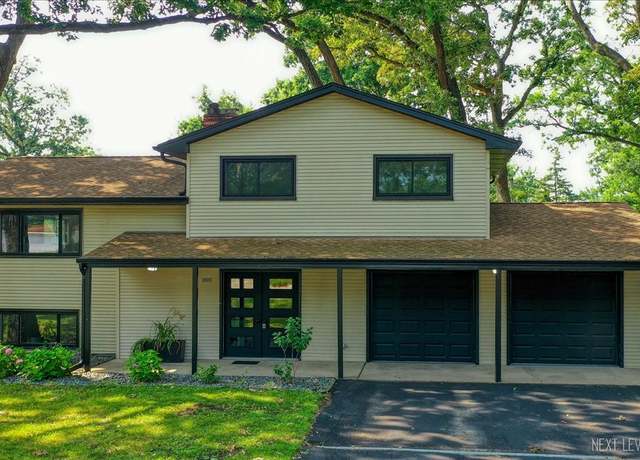 Property at 1007 Rolling Dr, Lisle, IL 60532, 4 beds, 2.5 baths
