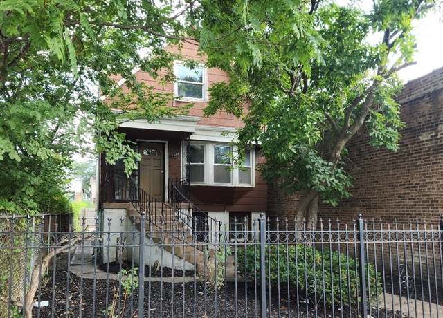 Property at 5464 W Division St, Chicago, IL 60651, 4 beds, 3 baths