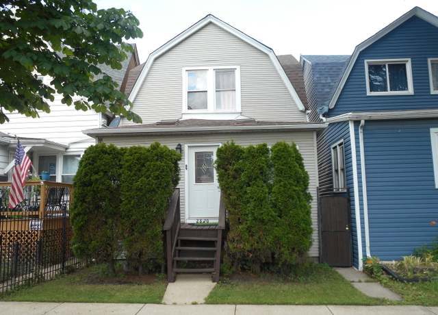 Property at 2820 W 36th St, Chicago, IL 60632, 5 beds, 2 baths