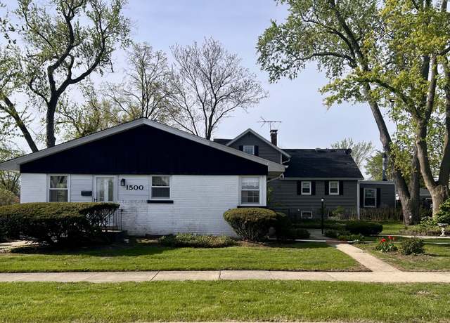 Property at 1500 N Hillside Ave, Berkeley, IL 60163, 3 beds, 1 bath