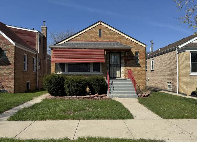Property at 10434 S Green St, Chicago, IL 60643, 4 beds, 2 baths