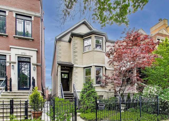 Property at 2722 N Bosworth Ave, Chicago, IL 60614, 3 beds, 3.5 baths