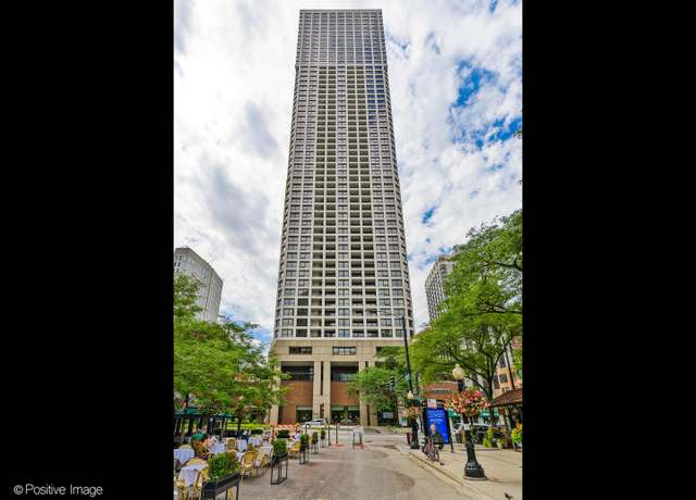 Property at 1030 N State St Unit 9G, Chicago, IL 60610, 1 bath
