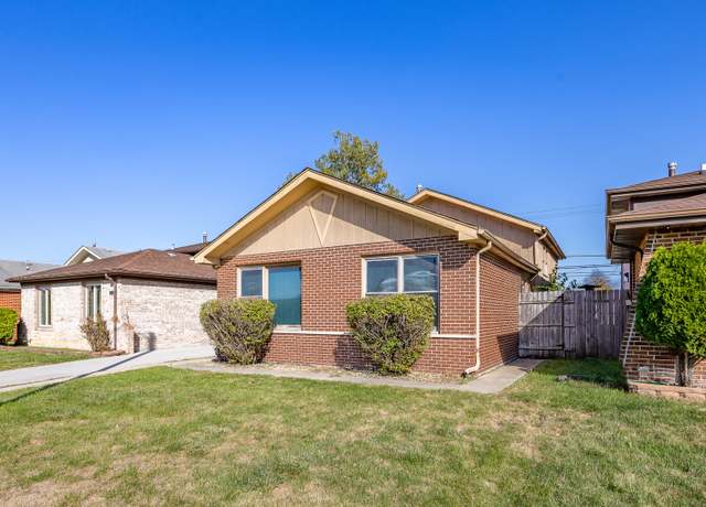 Property at 435 Hoxie Ave, Calumet City, IL 60409, 3 beds, 1.5 baths