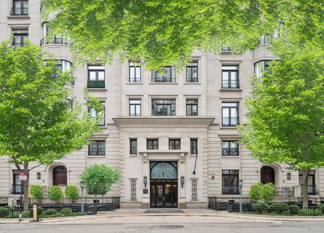 Property at 65 E Goethe St Unit 3W, Chicago, IL 60610, 3 beds, 3.5 baths