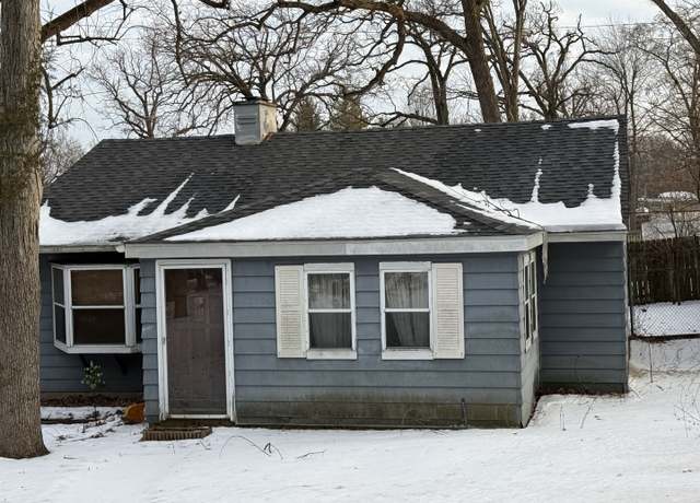 Property at 17853 W Chippewa Rd, Grayslake, IL 60030, 3 beds, 1 bath