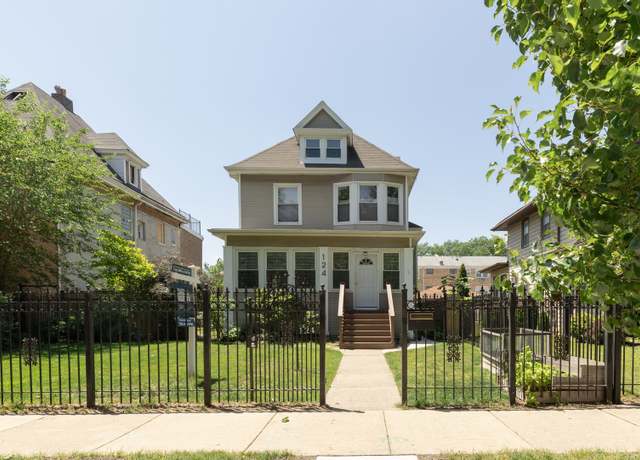 Property at 124 N Mayfield Ave, Chicago, IL 60644, 3 beds, 2.5 baths