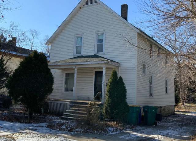 Property at 117 N William St, Joliet, IL 60435, 3 beds, 1 bath