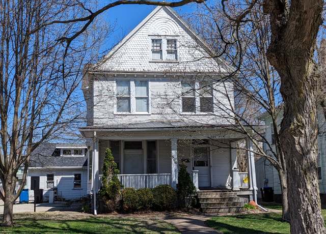 Property at 506 E Chestnut St, Bloomington, IL 61701, 5 beds, 2 baths