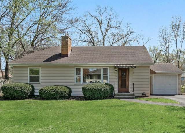 Property at 384 Lakelawn Blvd, Aurora, IL 60506, 2 beds, 2 baths