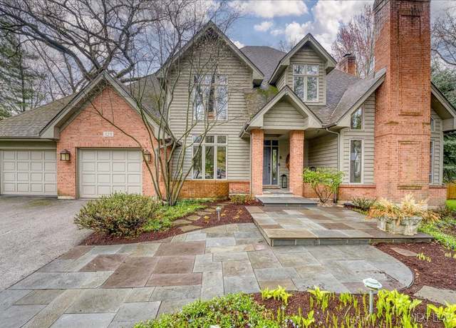 Property at 328 Royce Woods Ct, Naperville, IL 60565, 5 beds, 3.5 baths