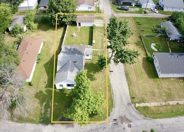 Property at 509 E Webster St, Clinton, IL 61727, 3 beds, 1 bath