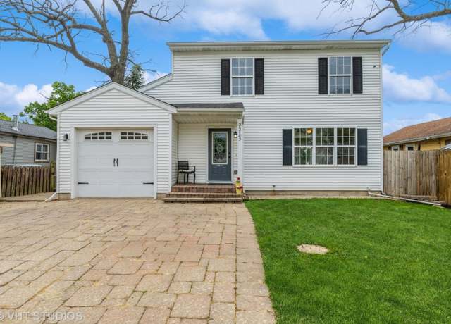 Property at 25785 W Hillside Ave, Ingleside, IL 60041, 5 beds, 1.5 baths
