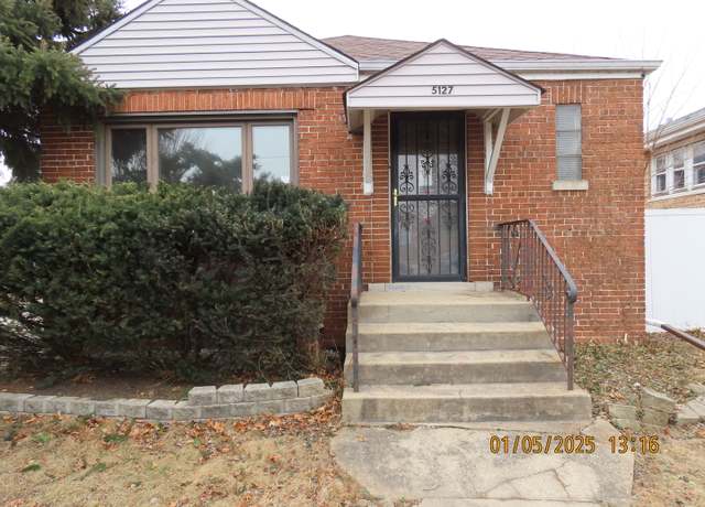Property at 5127 S Parkside Ave, Chicago, IL 60638, 2 beds, 2 baths
