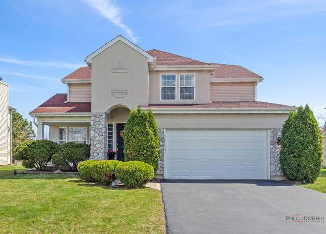 Property at 2259 Avalon Dr, Buffalo Grove, IL 60089, 5 beds, 4 baths