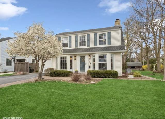 Property at 2108 Henley St, Glenview, IL 60025, 5 beds, 3.5 baths