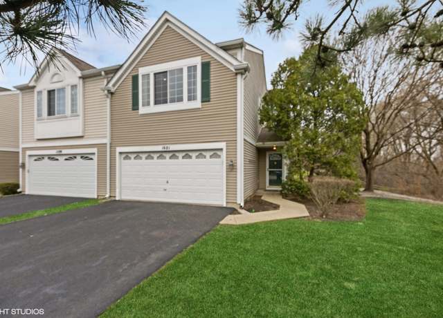 Property at 1601 Spaulding Rd, Bartlett, IL 60103, 2 beds, 2.5 baths