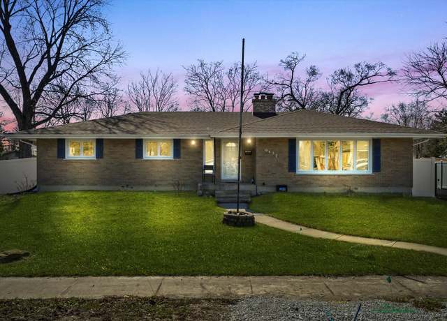 Property at 6437 175th St, Tinley Park, IL 60477, 5 beds, 2.5 baths