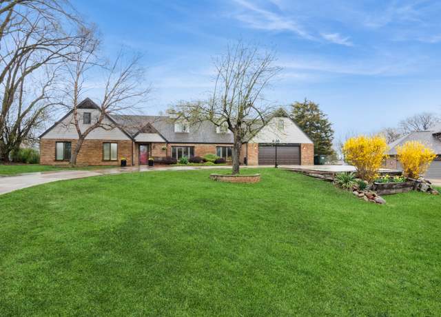 Property at 1441 Blackhawk Dr, Schaumburg, IL 60193, 6 beds, 4 baths