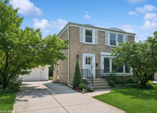 Property at 731 N Patton Ave, Arlington Heights, IL 60004, 3 beds, 2 baths