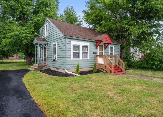 Property at 808 Gillette Ave, Aurora, IL 60506, 3 beds, 1 bath