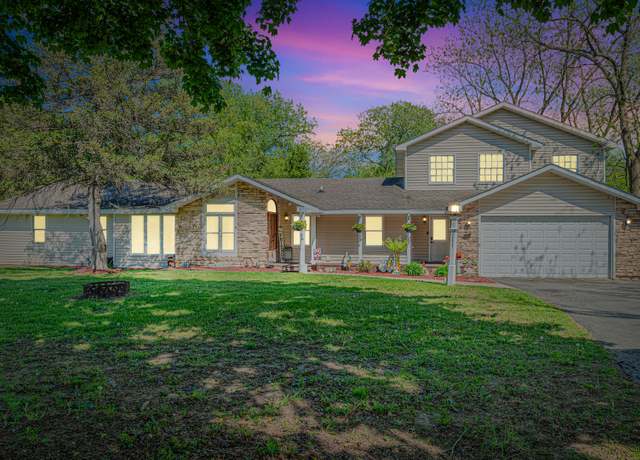 Property at 25647 W Old Grand Ave, Ingleside, IL 60041, 6 beds, 3 baths