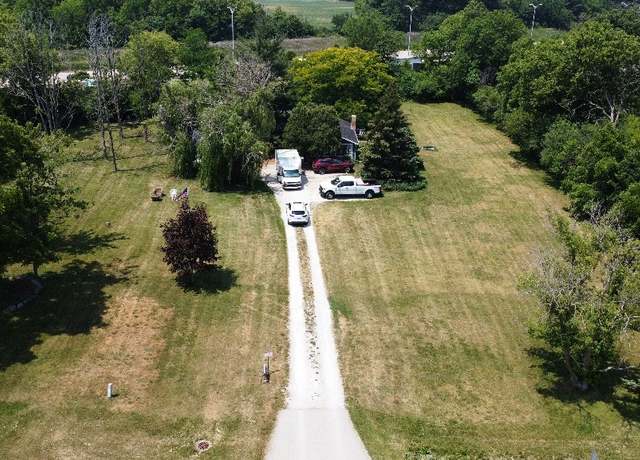 Property at 1250 S Oplaine Rd, Gurnee, IL 60031
