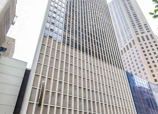 Property at 100 E Walton St Unit 38H, Chicago, IL 60611, 1 bed, 1 bath