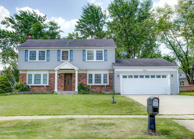 Property at 950 Belmar Ln, Buffalo Grove, IL 60089, 4 beds, 2.5 baths