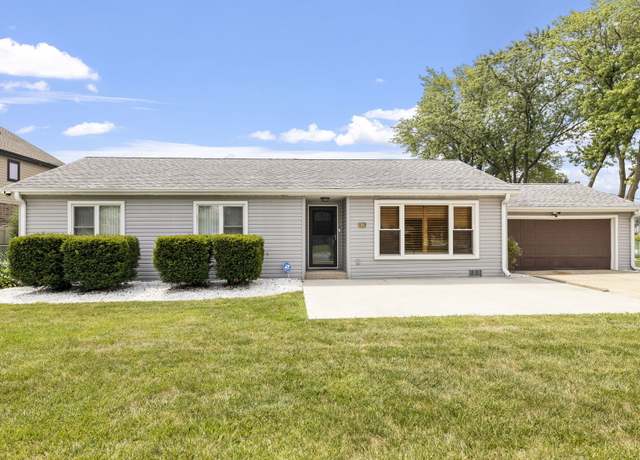 Property at 6759 W 91st St, Oak Lawn, IL 60453, 4 beds, 2 baths