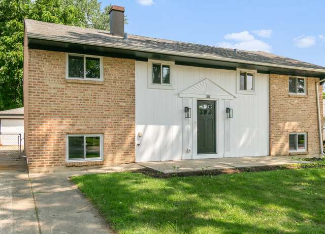Property at 118 Windsor Ln, Glendale Heights, IL 60139, 3 beds, 2 baths