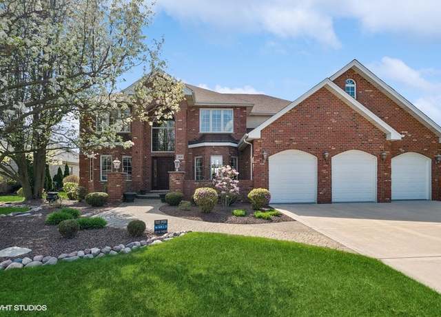 Property at 11828 Coquille Dr, Frankfort, IL 60423, 5 beds, 3 baths
