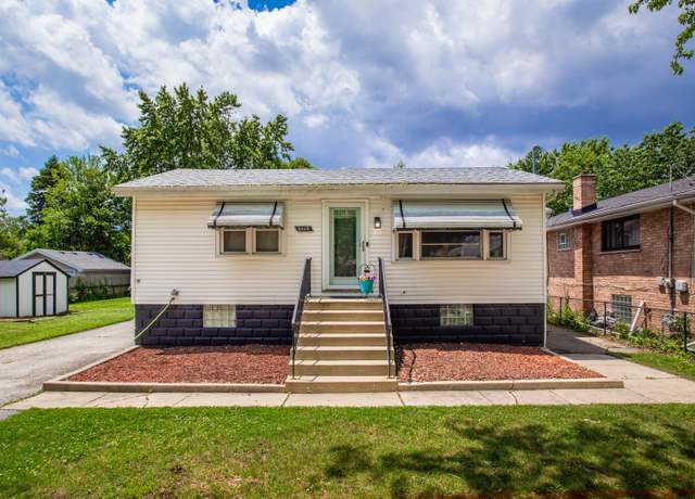 Property at 8322 Laporte Ave, Burbank, IL 60459, 4 beds, 1 bath