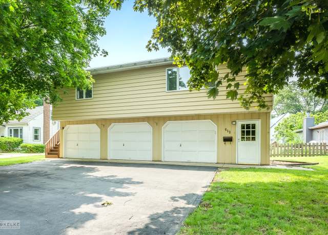 Property at 612 Church St, Batavia, IL 60510, 2 beds, 1 bath