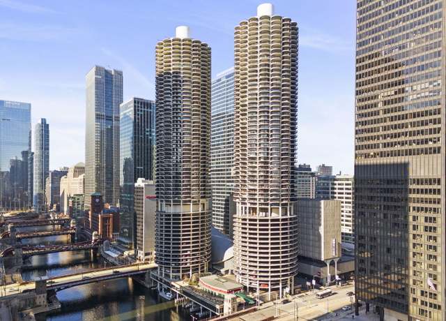 Property at 300 N State St #3235, Chicago, IL 60654, 1 bed, 1 bath