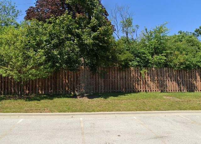 Property at 24729 N Milwaukee Ave, Vernon Hills, IL 60061