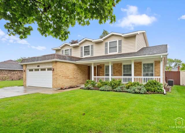 Property at 1421 Golden Gate Dr, Addison, IL 60101, 4 beds, 2.5 baths