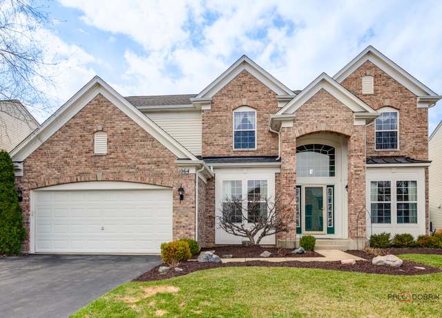 Property at 1064 Goldfinch Ct, Antioch, IL 60002, 4 beds, 3.5 baths